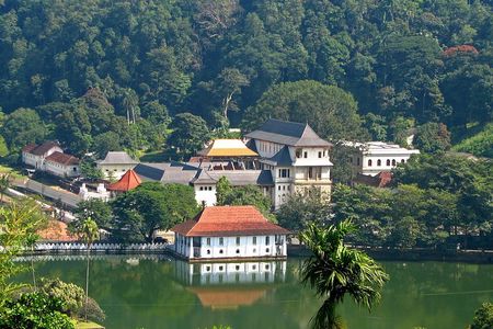 Exclusive : Last Kingdom Private Day Tour in Kandy