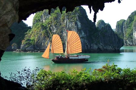 Ha Long Bay Ultimate Day Escape –Pickup Hanoi, Ninh Binh & Halong