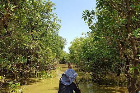 Kompong Phluk Village boat trip half day private tour in Siem Reap