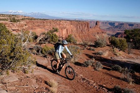 Guided Mountain Biking Tour (Intermediate) in Moab
