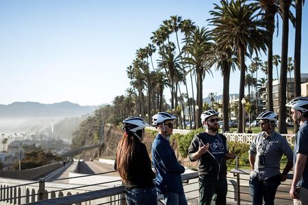 Santa Monica and Venice Beach Bike Adventure Tour