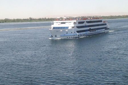 Private Nile Cruise from Luxor to Aswan 7 Nights 8 Daysw/ Private Sightseeing