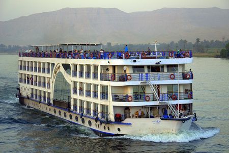  Nile Cruise from Luxor to Aswan 4 Nights 5 Days w/ Private Sightseeing