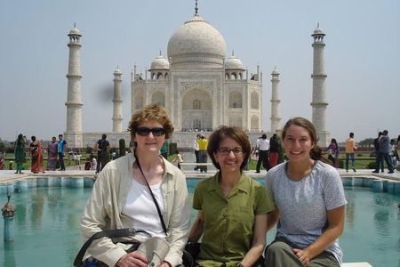 Early morning Taj Mahal & Agra Fort Same Day return experience from Delhi