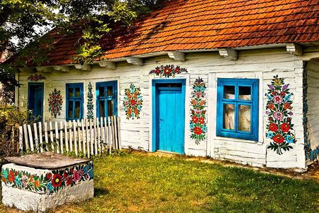 Zalipie- painted village, private tour from Krakow