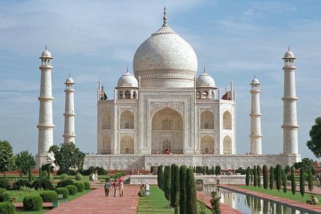 Full Day Taj Mahal & Agra Tour from Jaipur by Express Train