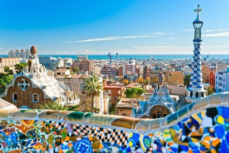 Barcelona in 1 Day: Sagrada Familia, Park Guell,Old Town & Pickup