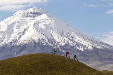 Cotopaxi Bike and Hike Tour