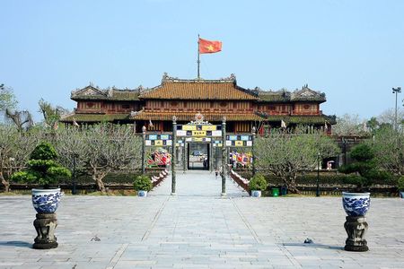 Hue full day tour from Hoi An city 
