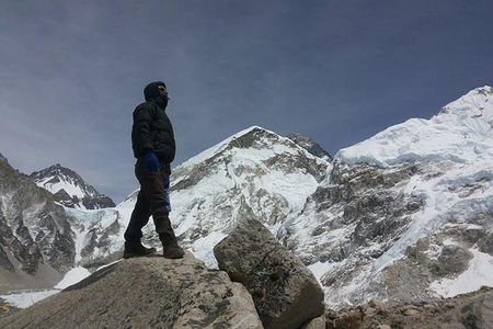 Everest Base Camp Trek - Hiking to Mt Everest
