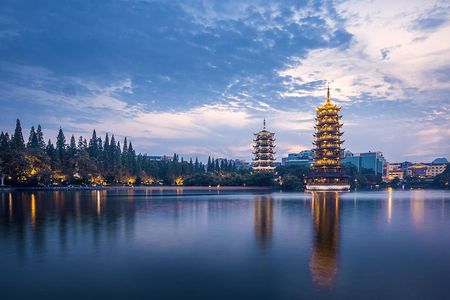 Mini Group CityWalk: Guilin Scenic and Outskirts Ancient Town