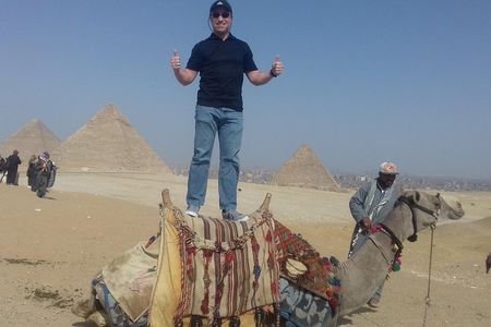 Half Day Trip to Giza Pyramids and The Sphinx with Entrance Fees Included
