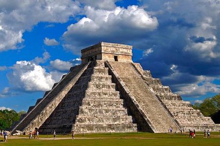 Chichen Itza Premier All-In-One Tour from Cancun and Riviera Maya