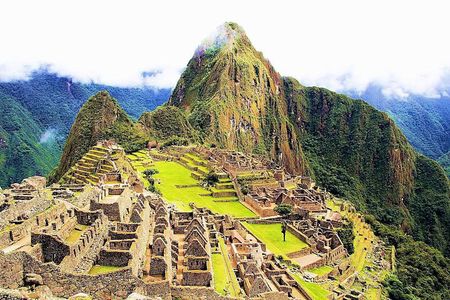 2 - Day tour Sacred Valley with Machu Picchu 