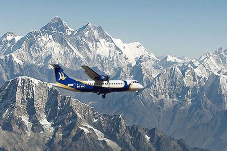 Everest Mountain Flight