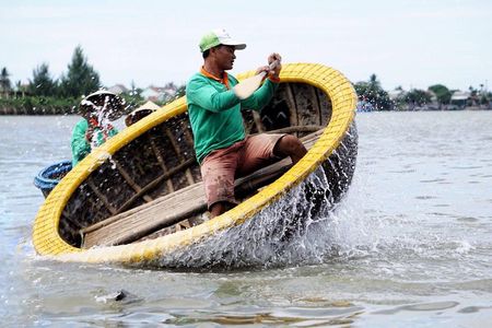 Basket Boat riding and Hoi An city from Da Nang/ Hoi An