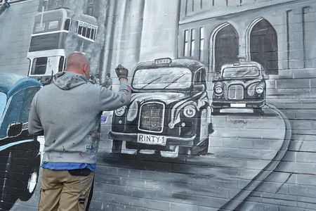 Belfast iconic mural taxi tour private 2hr adventure 