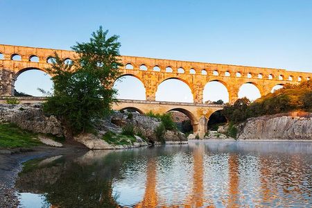 Provence Highlights Full-Day Tour from Avignon