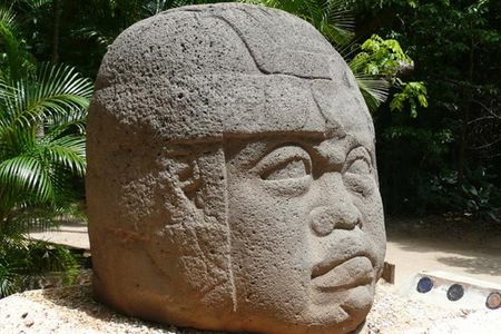 Villahermosa city tour with La Venta Museum and Yumká zoo