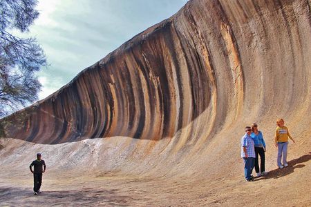 Wave Rock & Rottnest Island - Air & Ground Tour