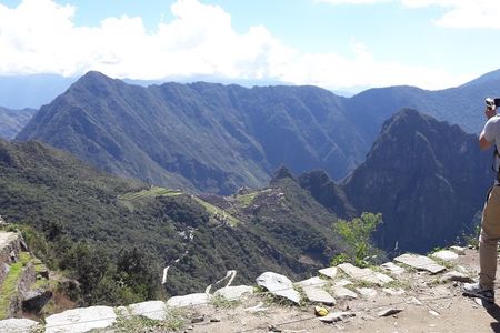 Sacred Valley Machu Picchu in 2-Day 1-Night