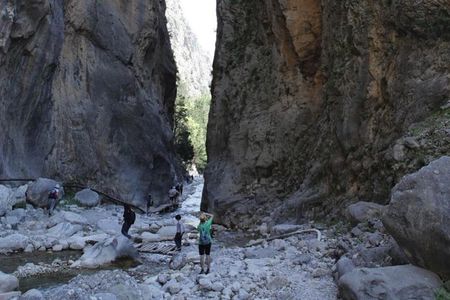 Samaria Gorge Trek: Full-Day Excursion from Rethymno with Guide