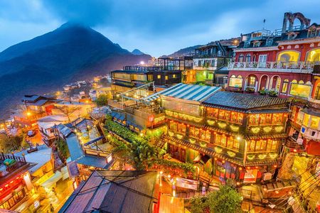 Pingxi Day Trip from Taipei with a Local: Private & Personalized