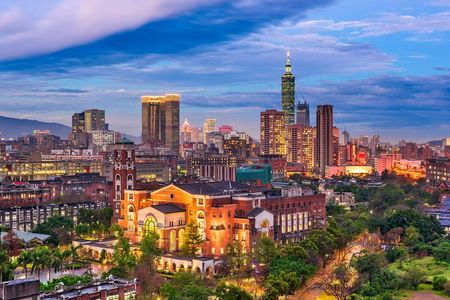 Taipei One Day Tour with a Local: 100% Personalized & Private 