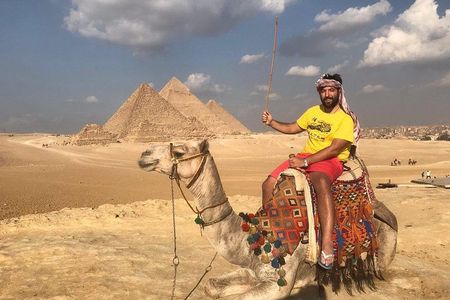 Giza Pyramids, Sphinx and Egyptian Museum Day Trip With Camel Ride and Lunch