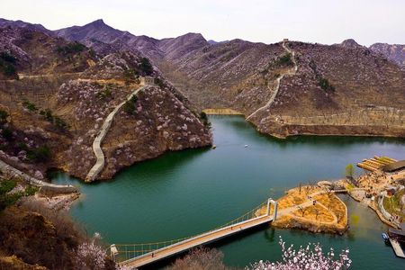 Mutianyu and Huanghuacheng Great Wall Private Tour with English Speaking Driver