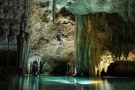 Rio Secreto Plus: Classic Tour, Bycicle, Rappel & Ziplines