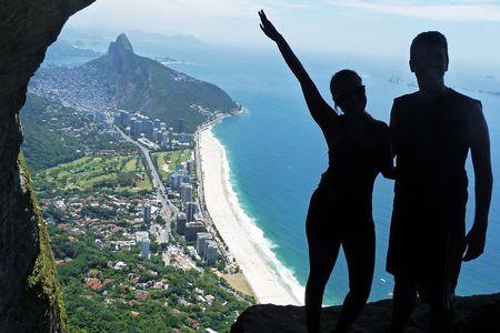 Garganta do Ceu Cave Hiking Private Tour on Pedra da Gavea