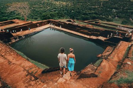 Full Day Tour to Sigiriya & Dambulla from Negombo