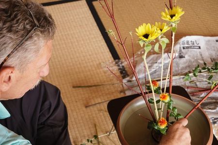 Ikebana Experience in Kyoto Townhouse