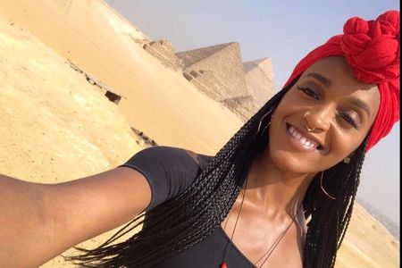 Layover trip to Giza pyramids Sphinx Memphis Sakkara 