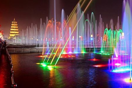 Xi'an Night Tour: South Gate Square and Big Wild Goose Pagoda Square