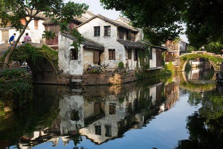 Private Suzhou Garden and Water Town Highlight Trip with Hotel or Railway Station Transfer