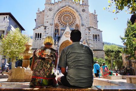 Valldemosa and Valley of Soller Tour in Mallorca