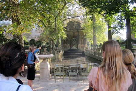 Paris Luxembourg Gardens Highlights Small-Group Walking Tour