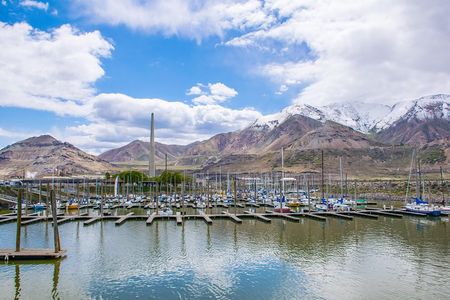 Great Salt Lake Guided Bus Tour from Salt Lake City