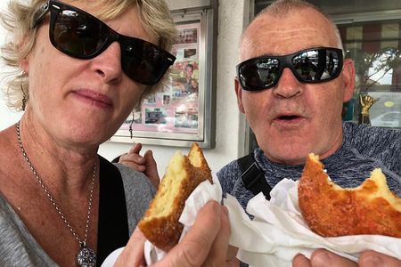 Hawaiian Food Tour by Bike in Oahu