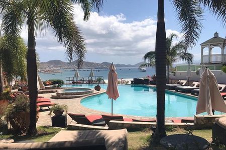 Basseterre Food and Walking Tour