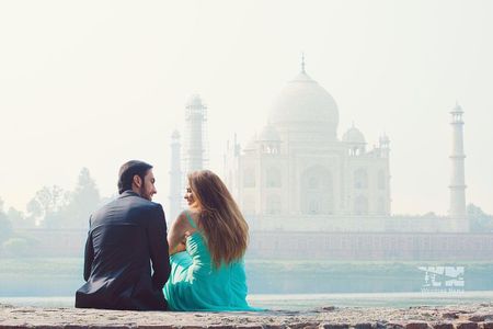 One Day Taj Mahal & Agra Tour from Jaipur by Super-Fast Train