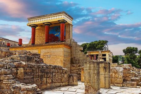 From Rethymno: Full-Day Knossos And Heraklion with free time