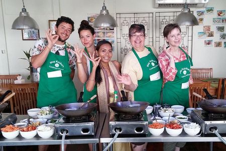 May Kaidee Thai Cooking Class at Bangkok with Pickup