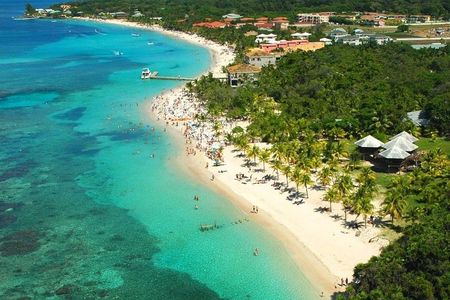 Roatan Excursion: Beach Break/ Plus Sloth Park and Snorkel Adventure 