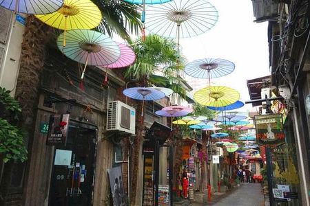 6-Hour Shanghai Private Culture Tour with Lunch or Dinner