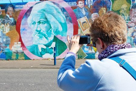  Belfast The Troubles cab tour Adventure 2hrs personal guide 