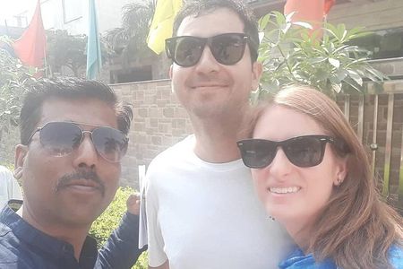 Private Taj Mahal Day Tour by Car with Lunch and Tickets