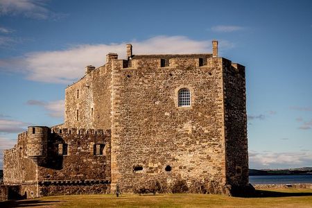 Outlander Locations Tour Including Admissions from Edinburgh 
